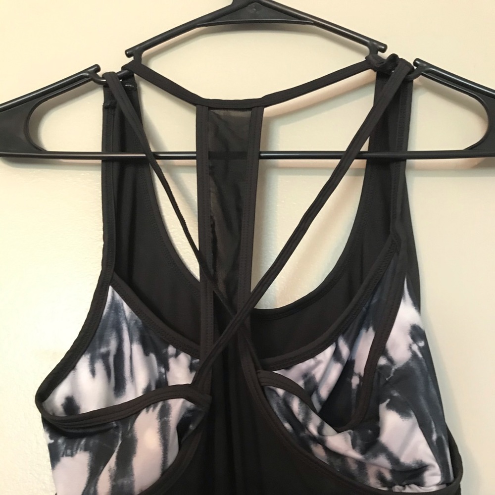 Charlotte Ruse Sport Tank Top - Picture 2 of 4